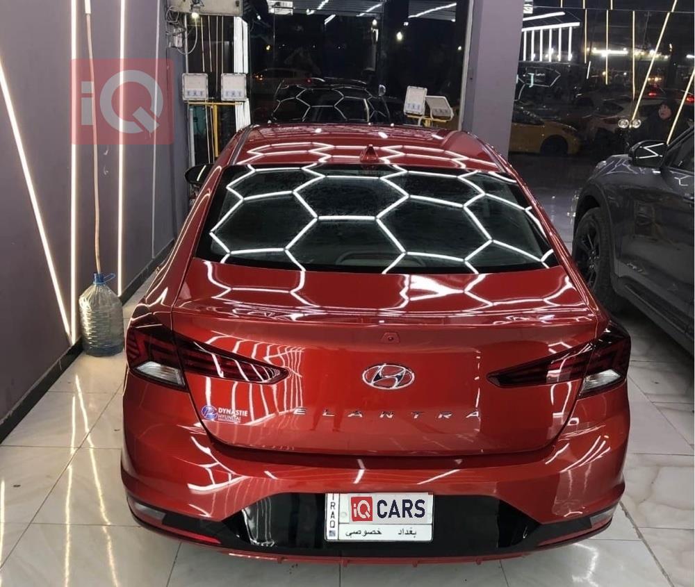 هيونداي النترا